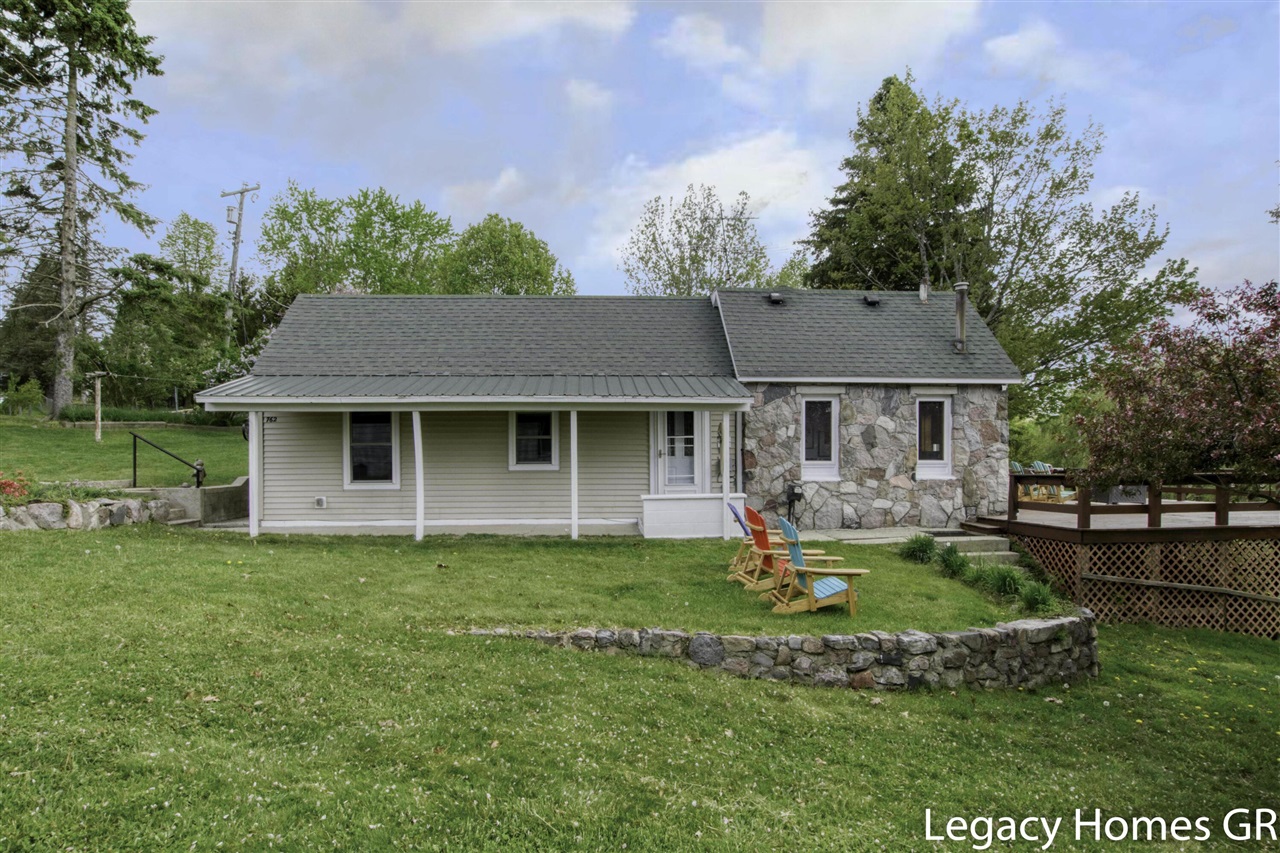 762 Parkwood Drive Property Photo 28