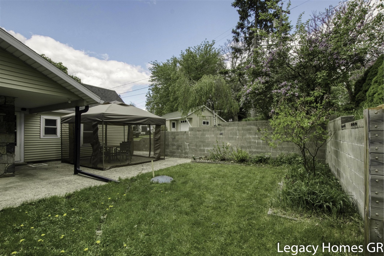 762 Parkwood Drive Property Photo 29