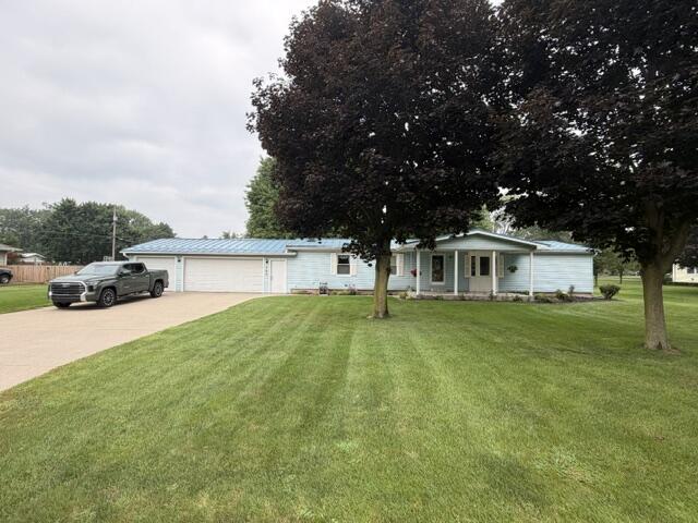 202 S Elm Property Photo 1