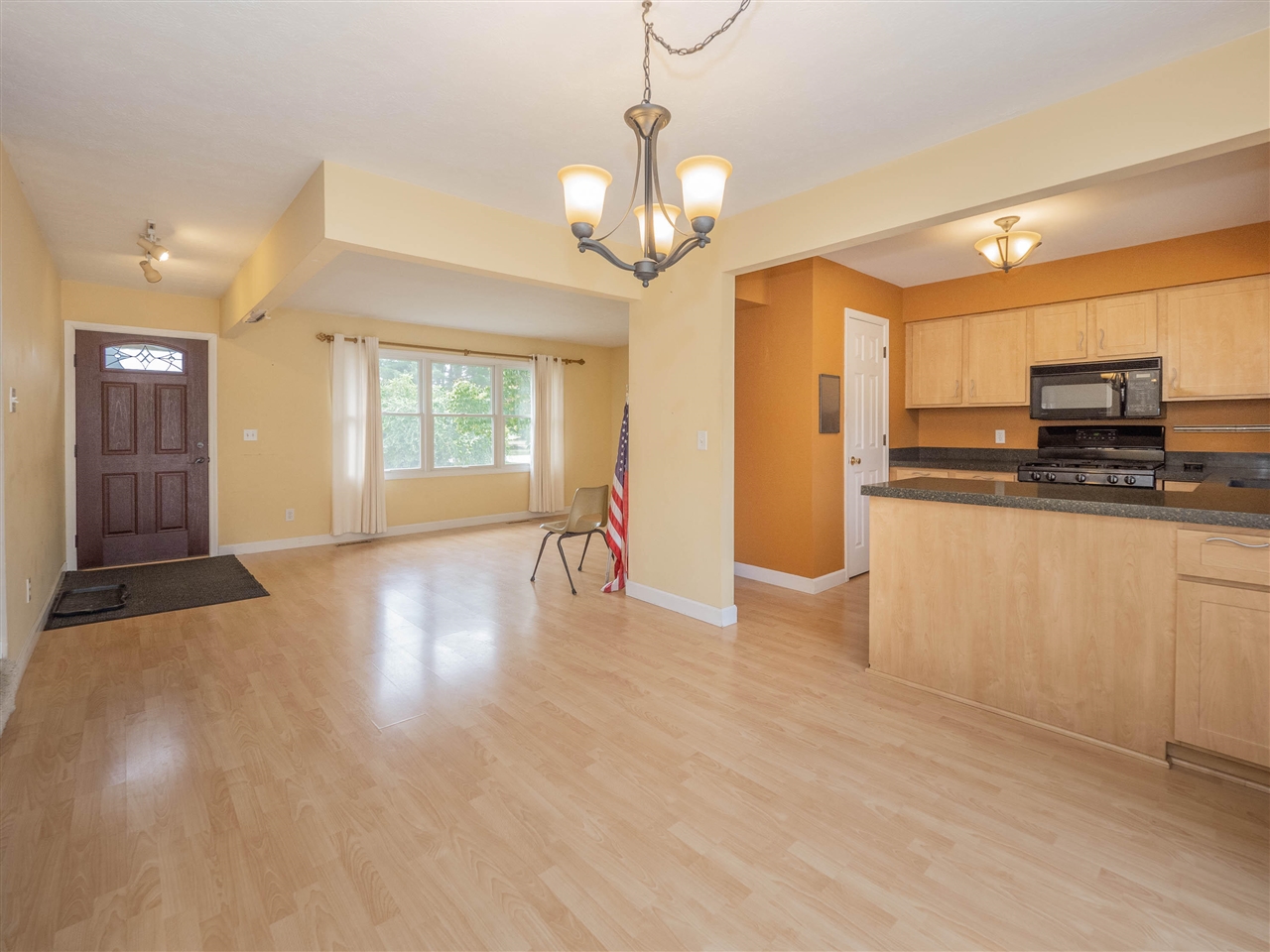 9372 W Arrowhead Drive Property Photo 7