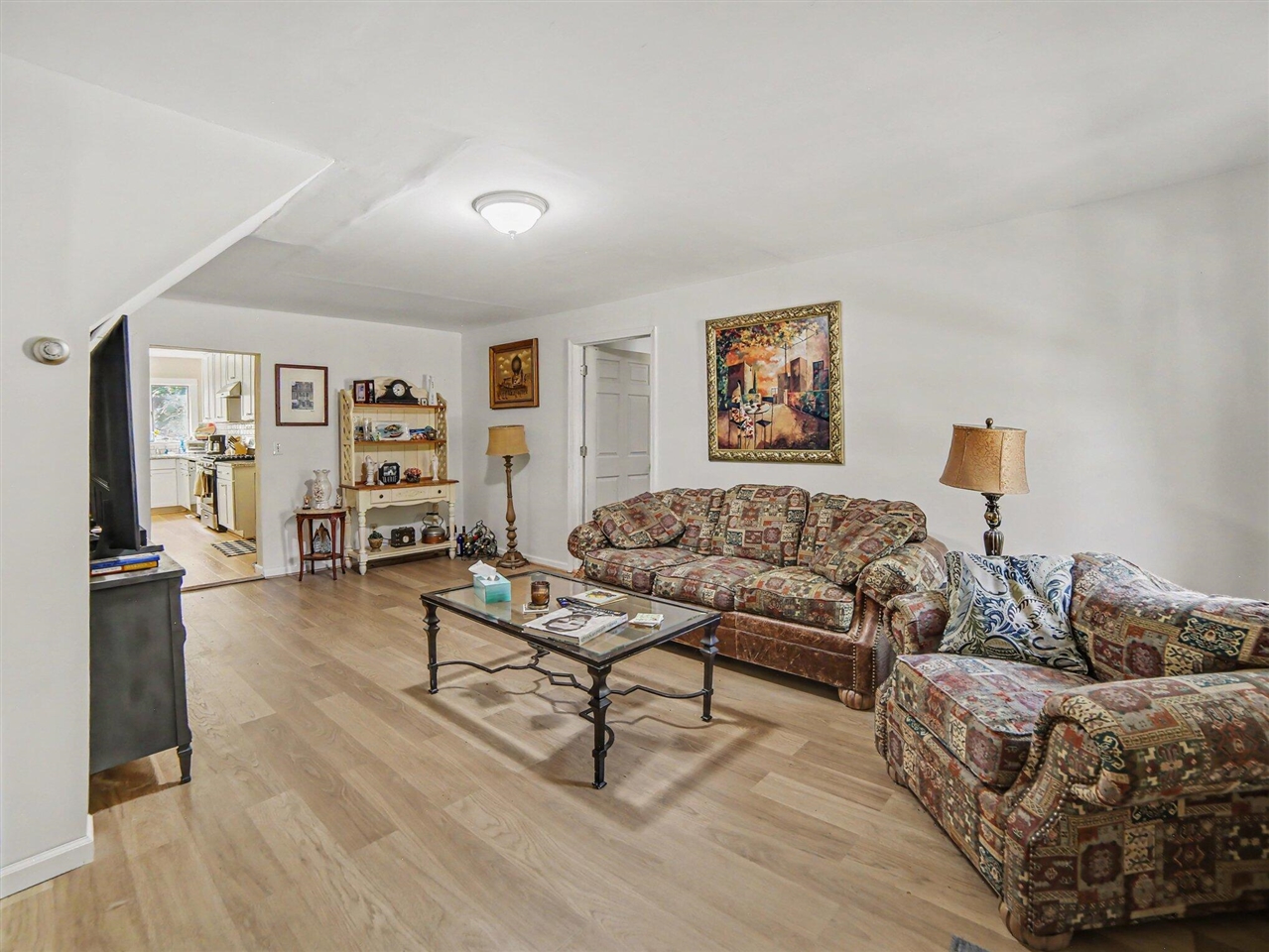 612 E Melendy Street Property Photo 5
