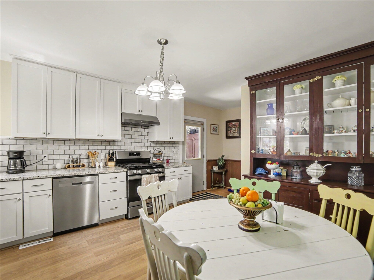612 E Melendy Street Property Photo 8