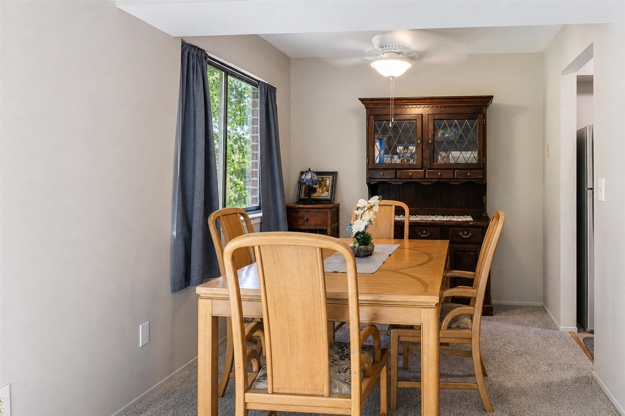8358 Lakeview Court Property Photo 16