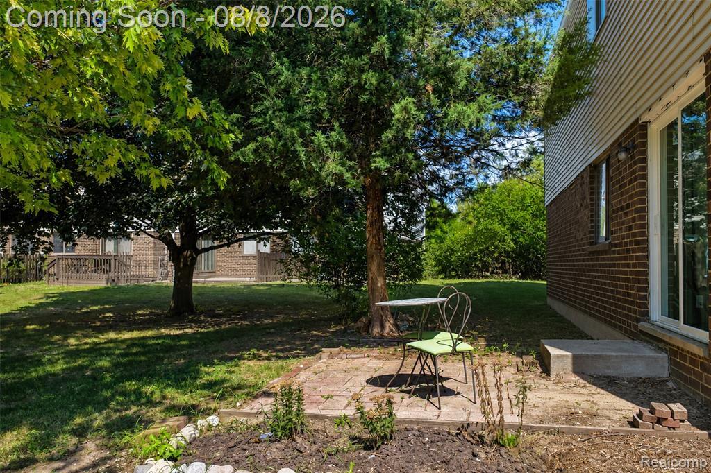 8358 Lakeview Court Property Photo 23