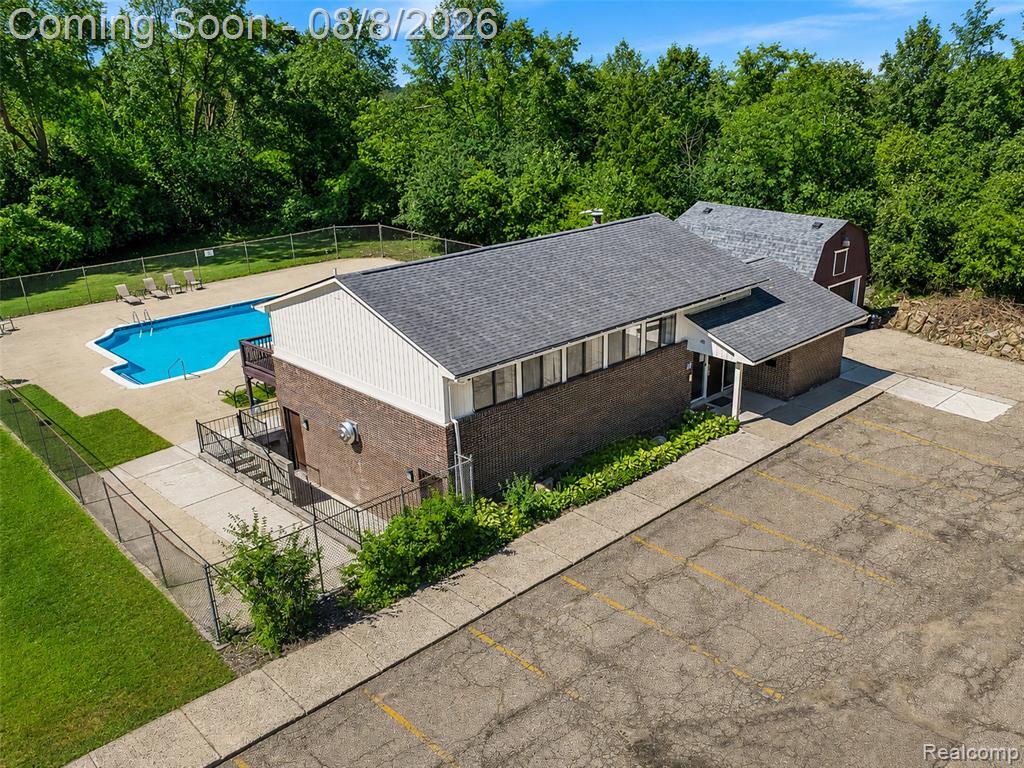 8358 Lakeview Court Property Photo 28