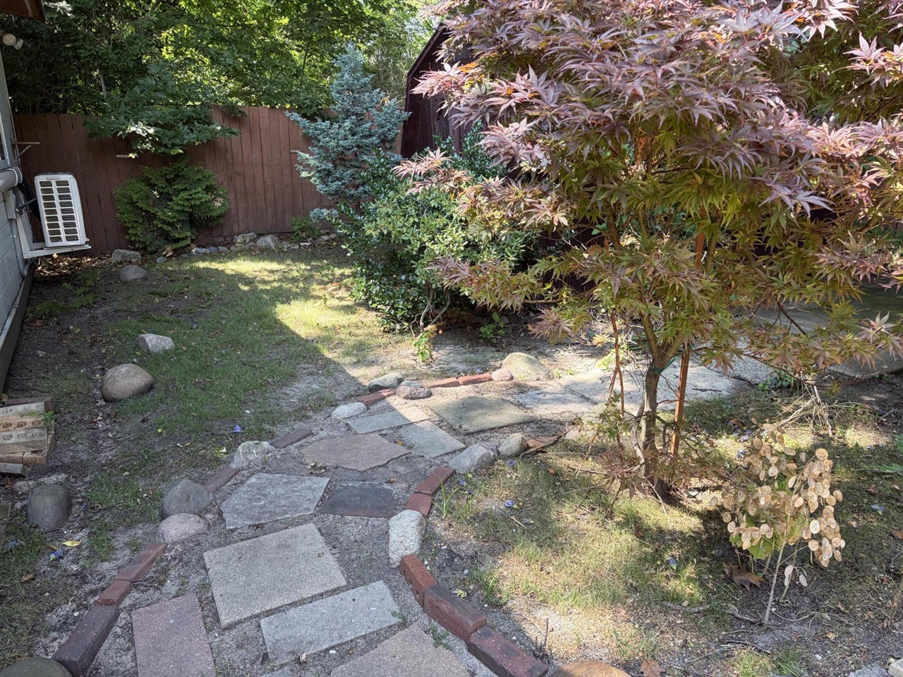 315 Kingsley Avenue Property Photo 28