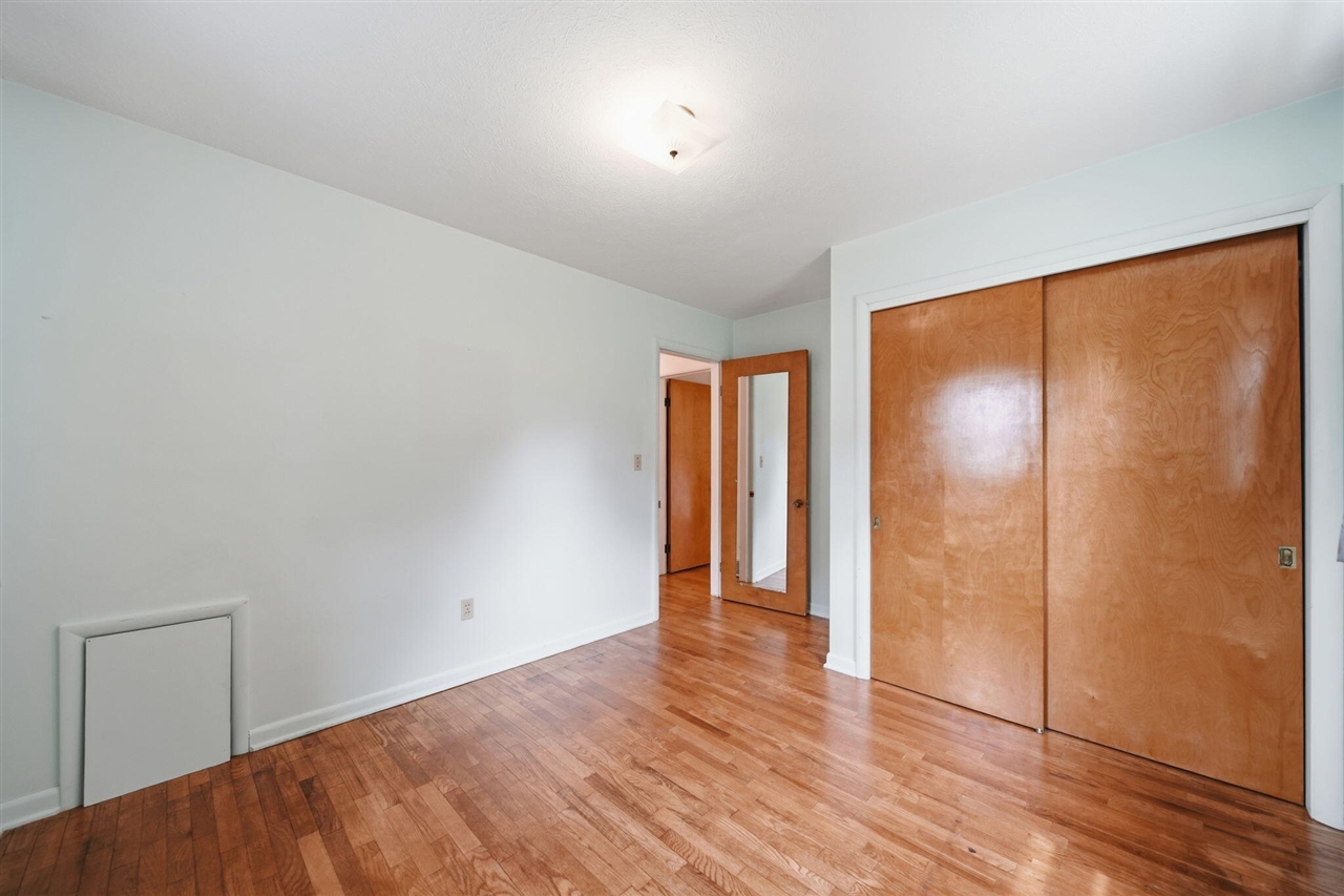 3109 Queen Street Property Photo 12
