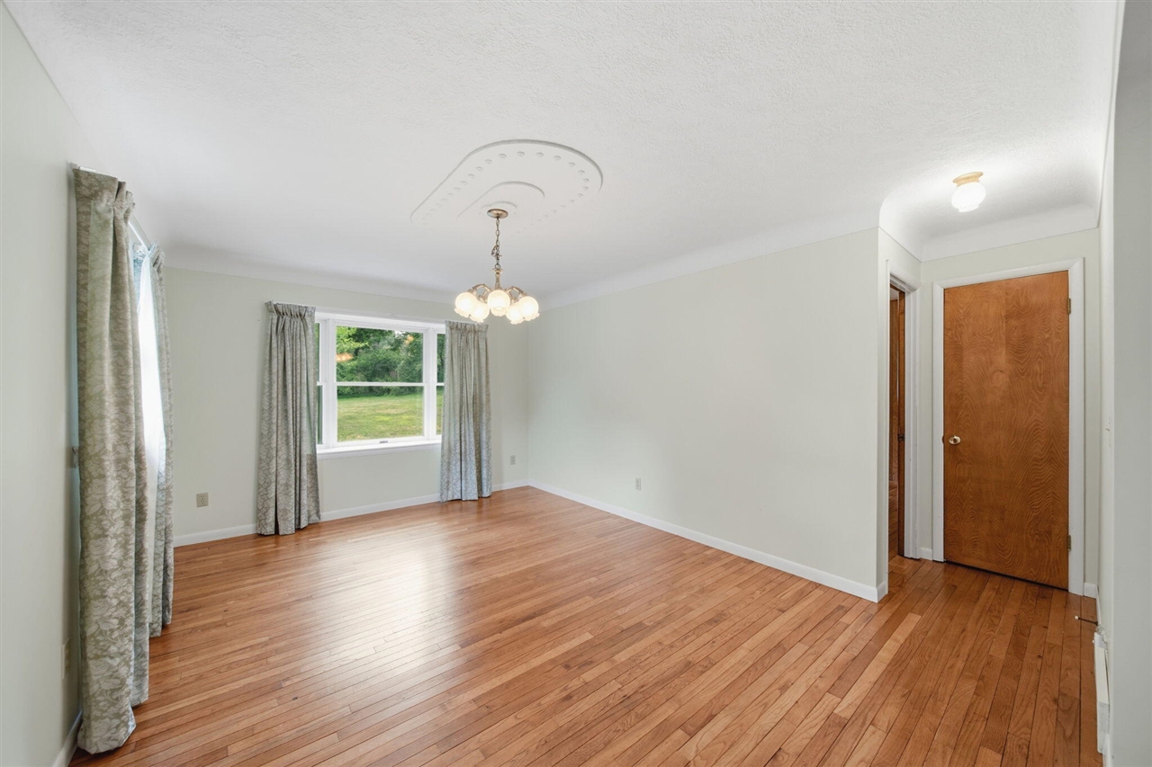 3109 Queen Street Property Photo 17