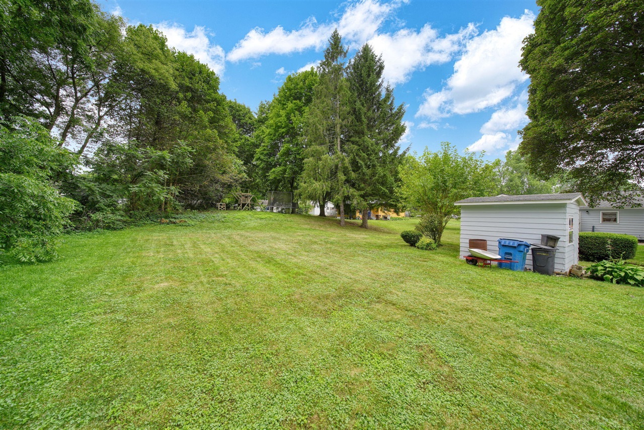 3109 Queen Street Property Photo 39