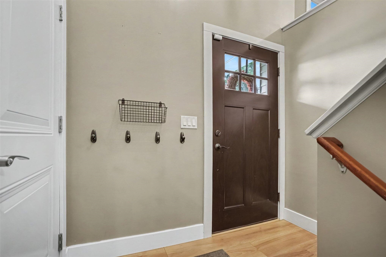 32190 Pinedale Lane Property Photo 5
