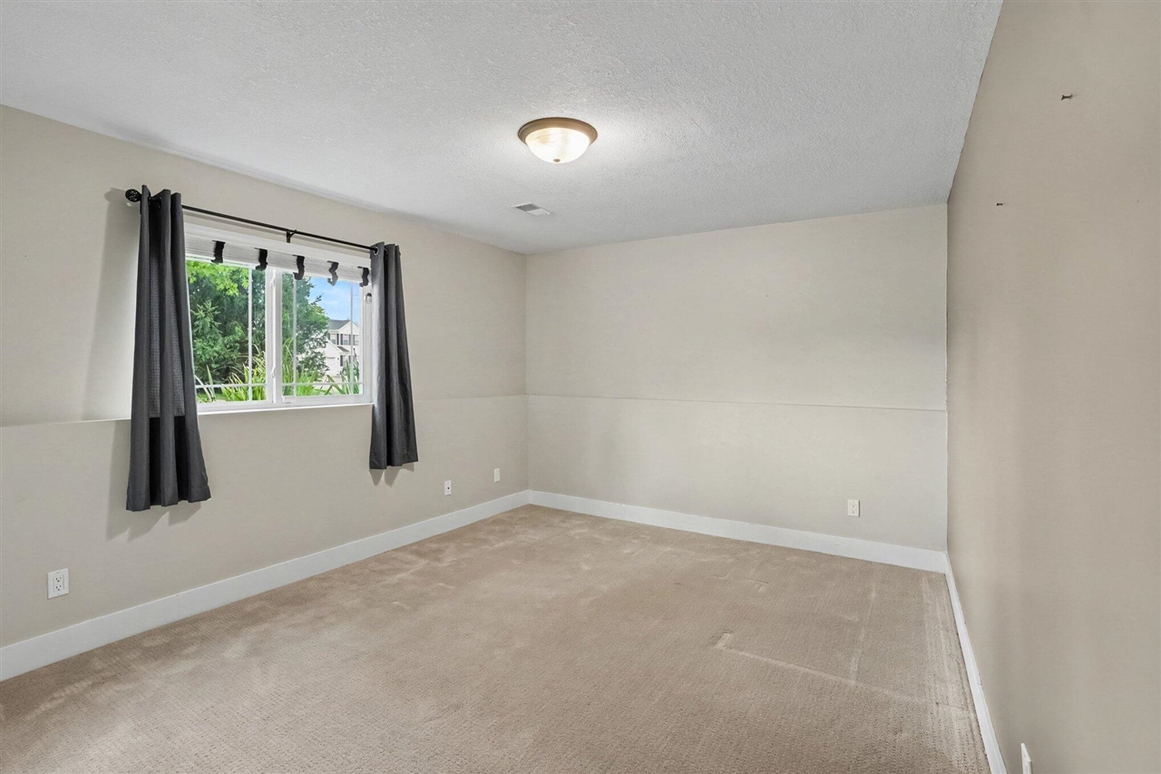 32190 Pinedale Lane Property Photo 16