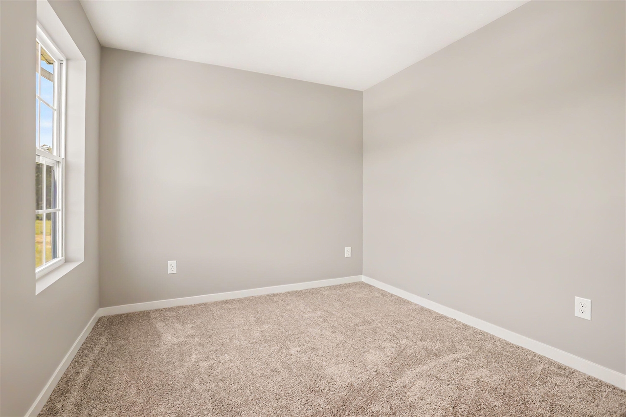 18370 Loganwood Trail Property Photo 14