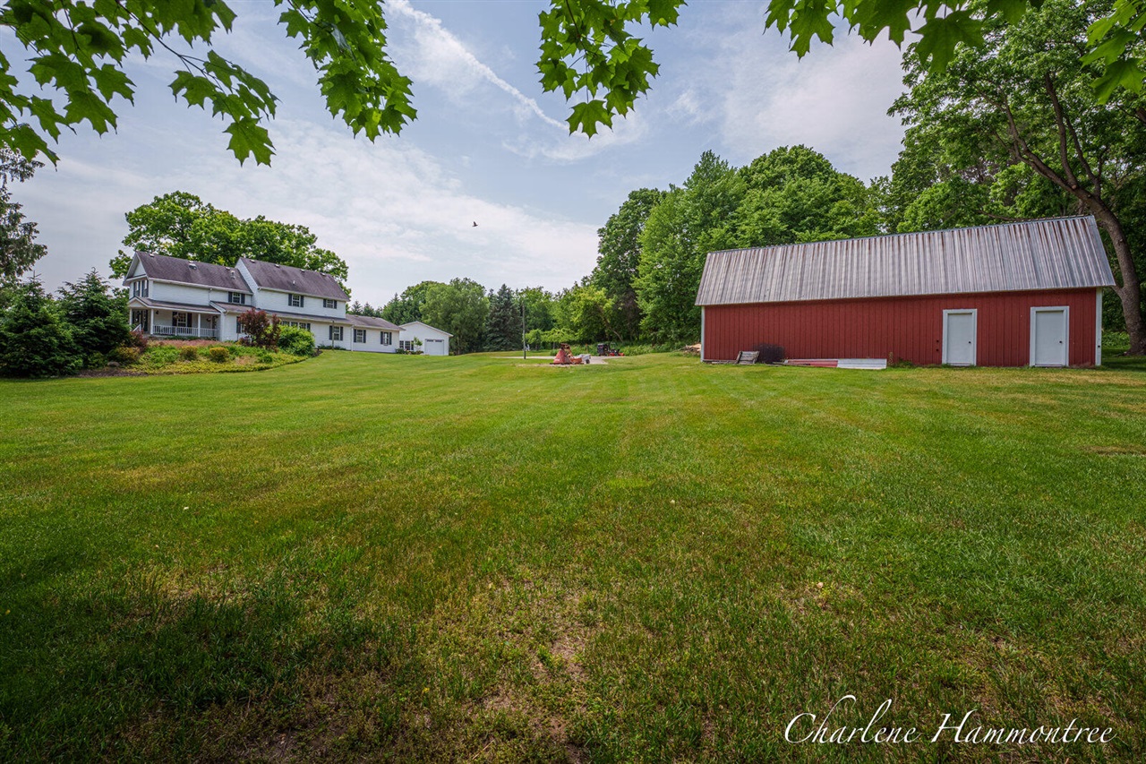 9111 Summit Avenue Property Photo 16