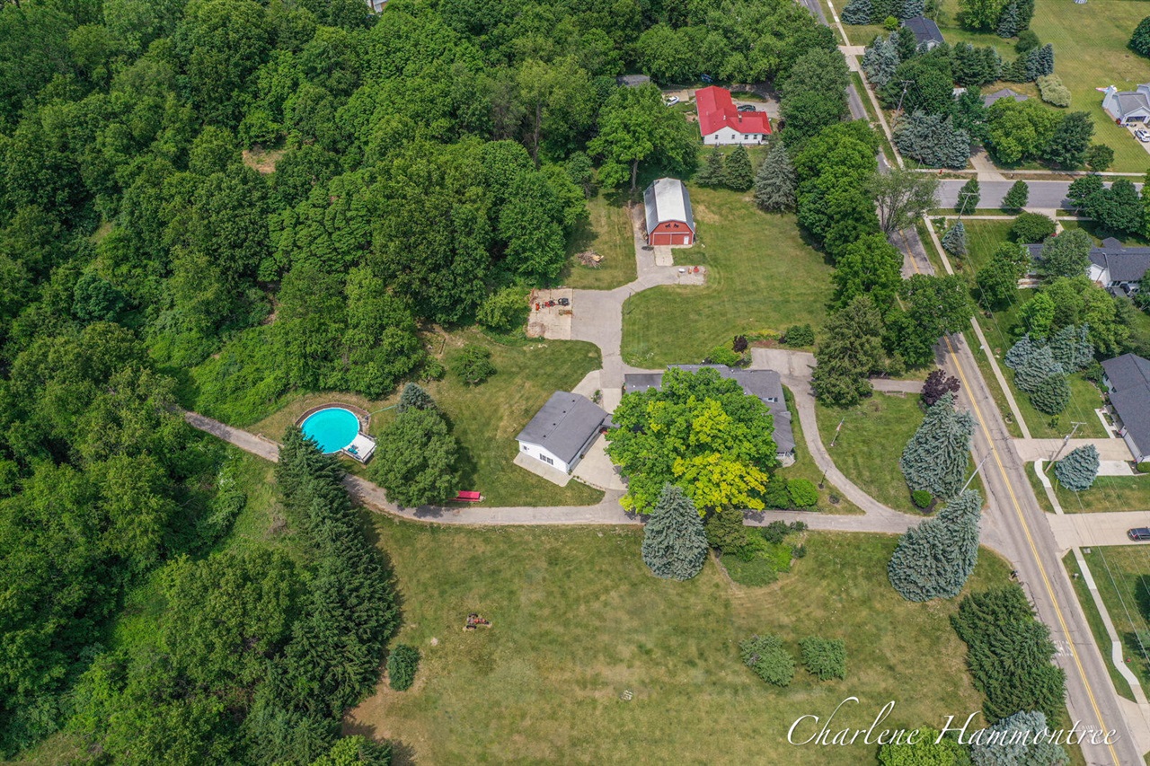9111 Summit Avenue Property Photo 28