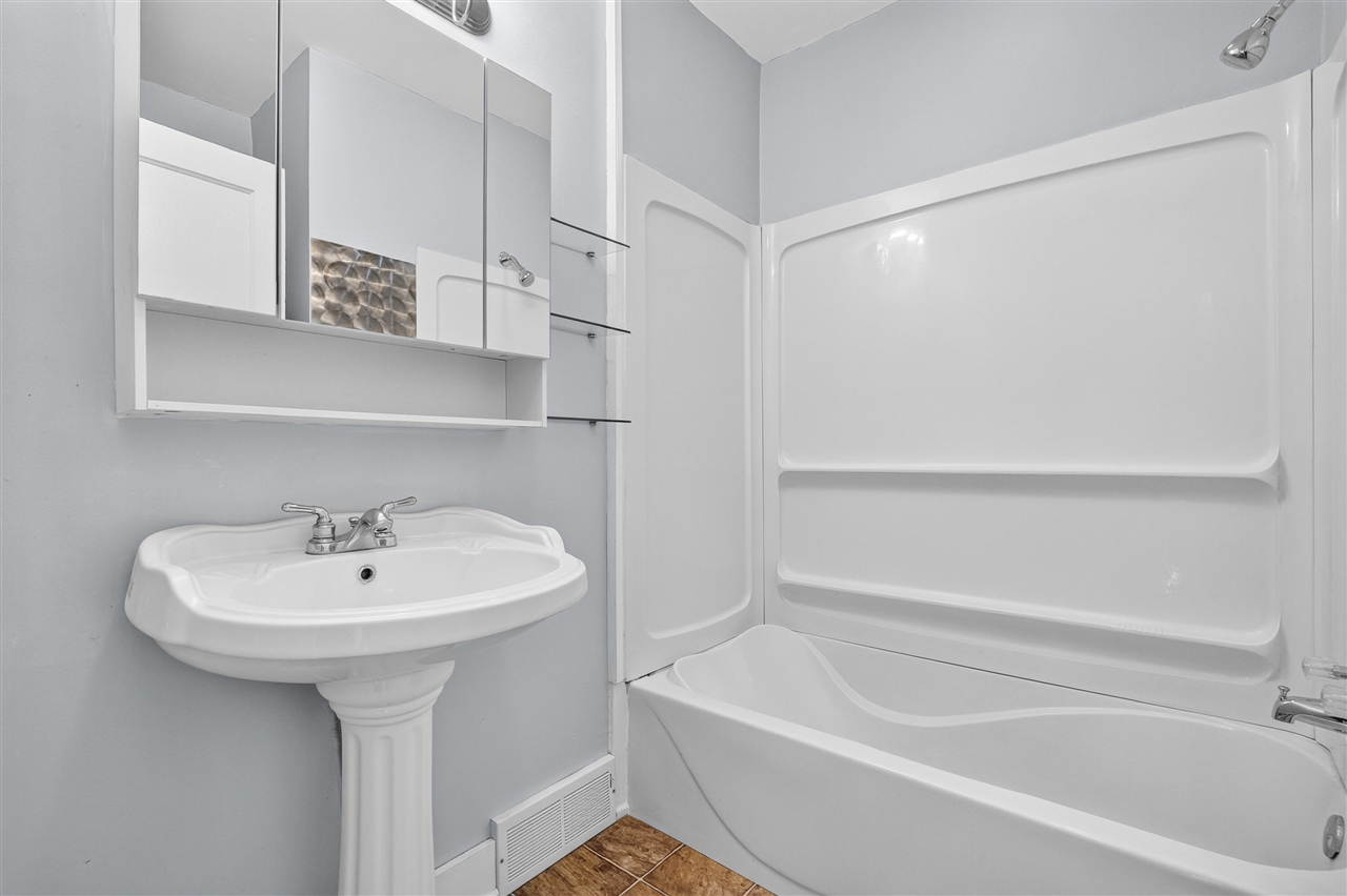 132 Gilkison Avenue Property Photo 15