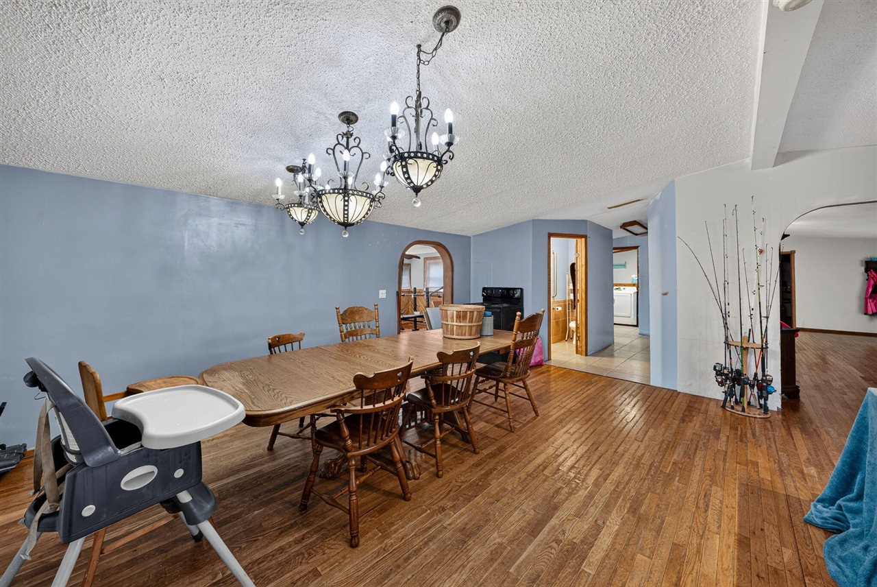 30083 M 62 Property Photo 16