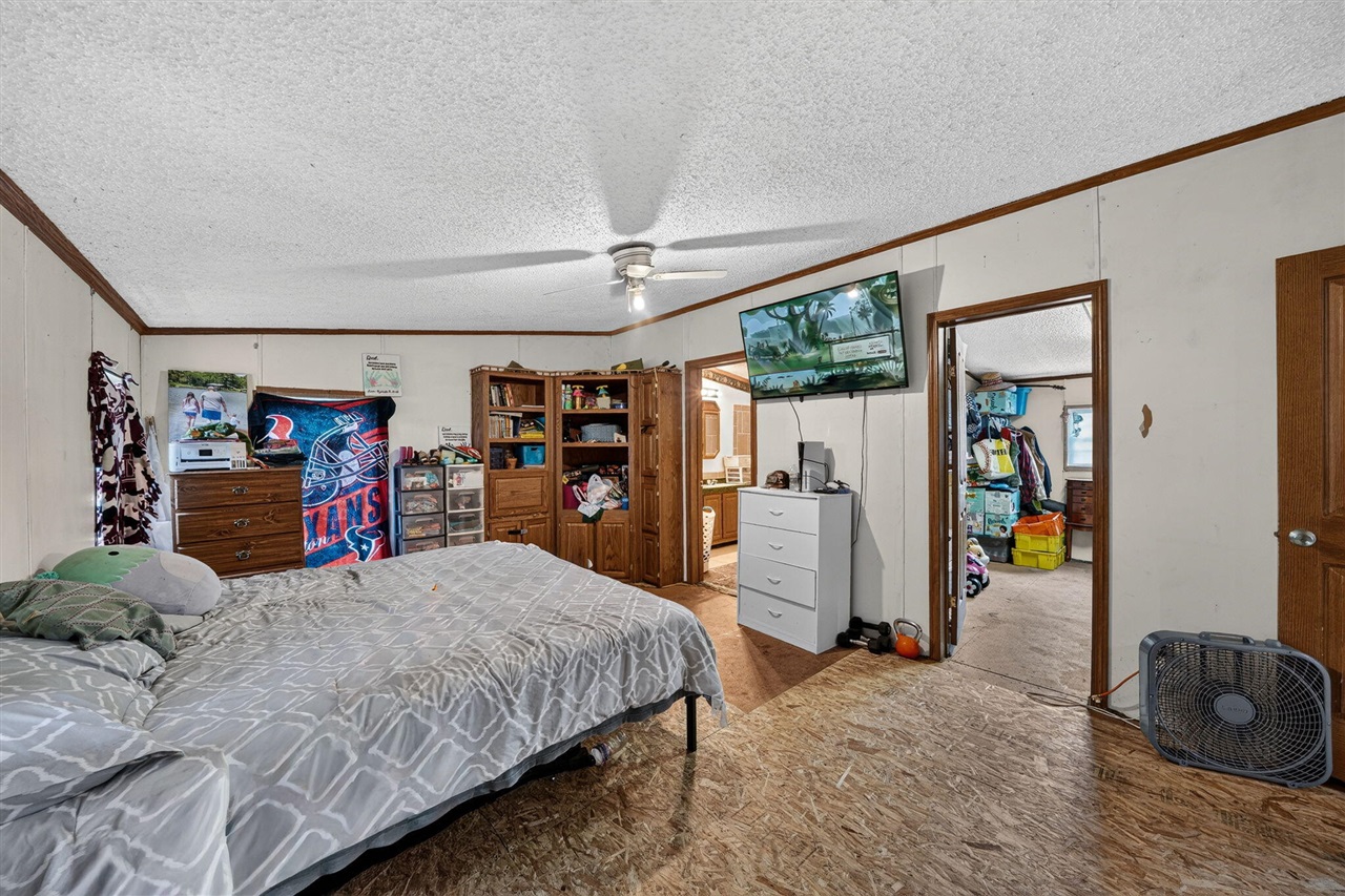 30083 M 62 Property Photo 21