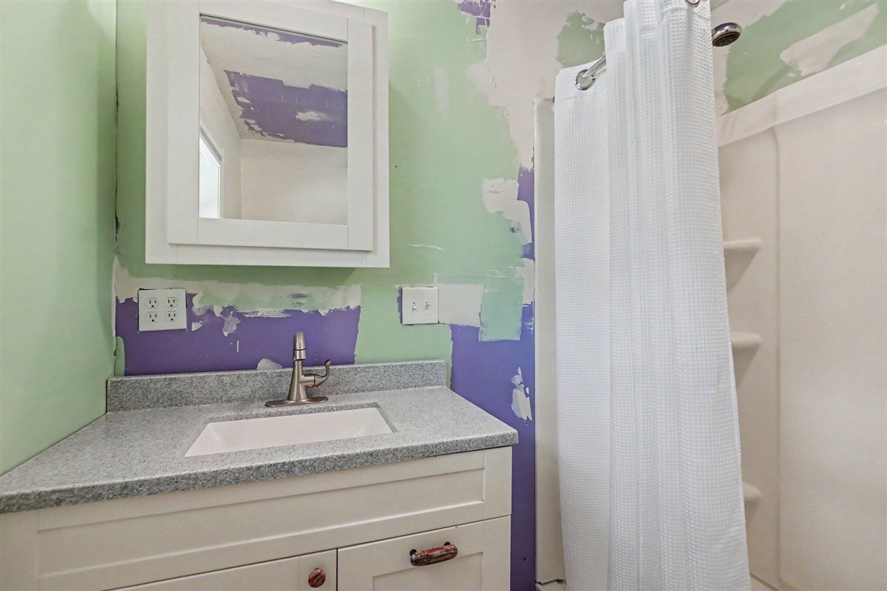 11821 S Red Cedar Avenue Property Photo 13