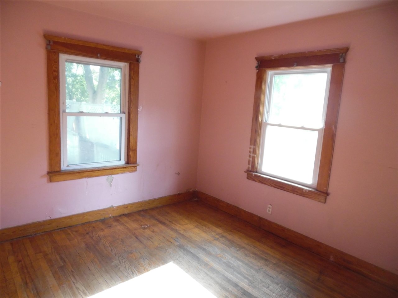 305 W High Street Property Photo 20