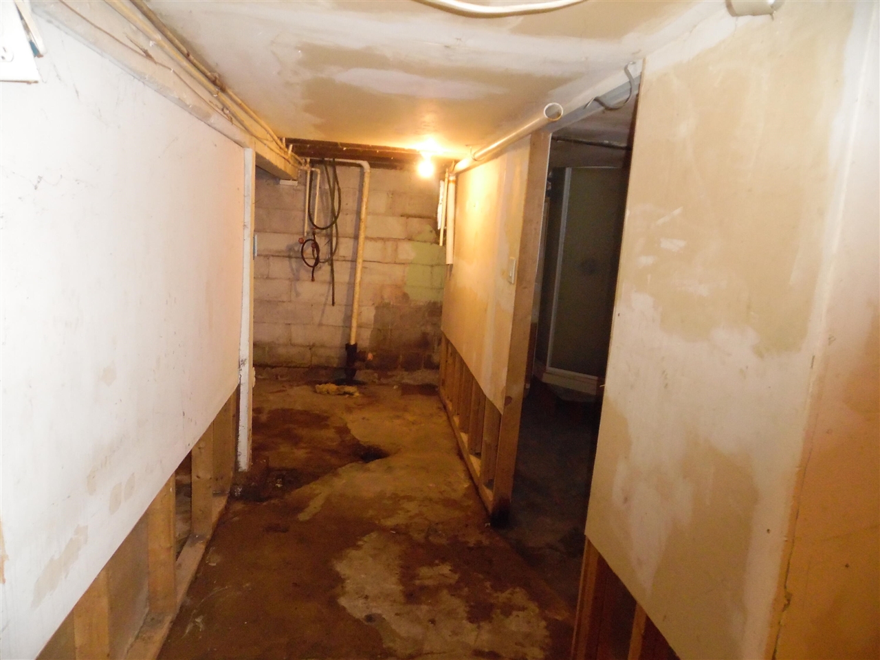 305 W High Street Property Photo 33