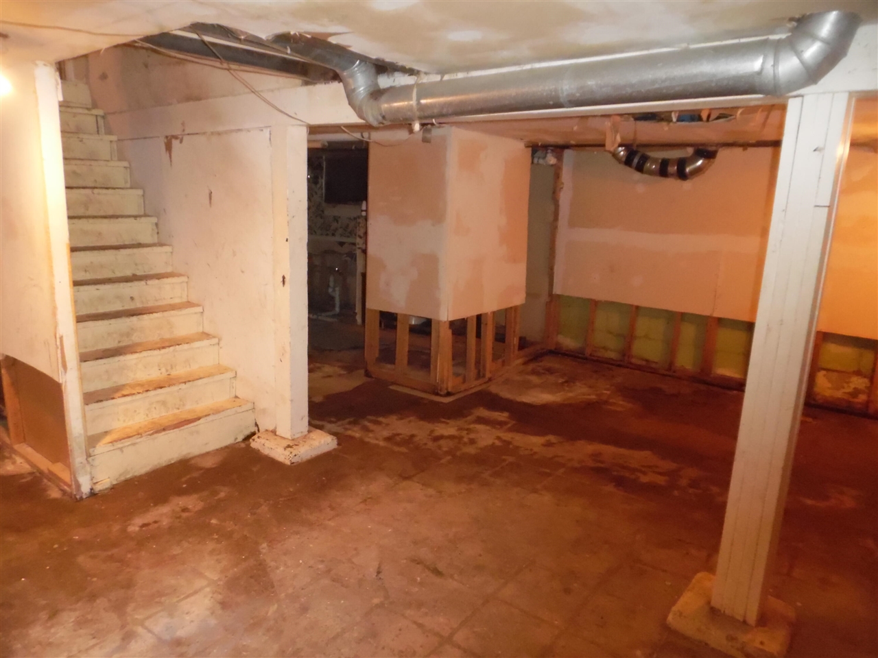 305 W High Street Property Photo 40