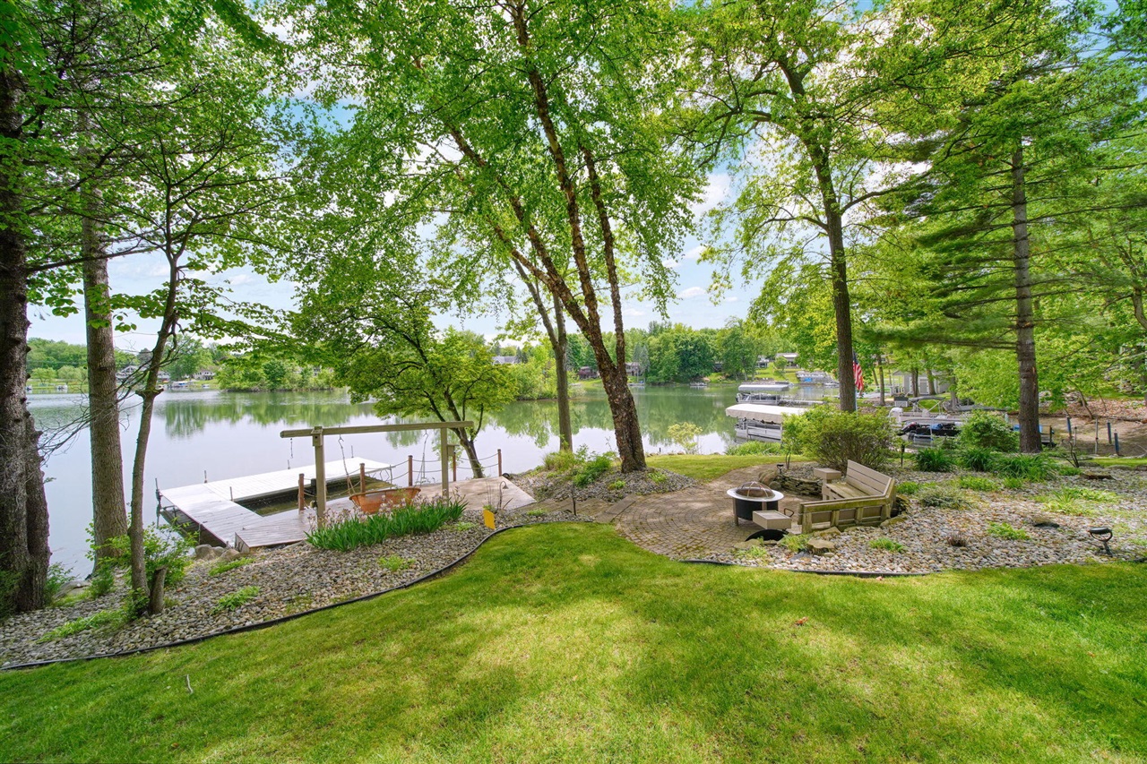 11901 Killarny Circle Property Photo 3