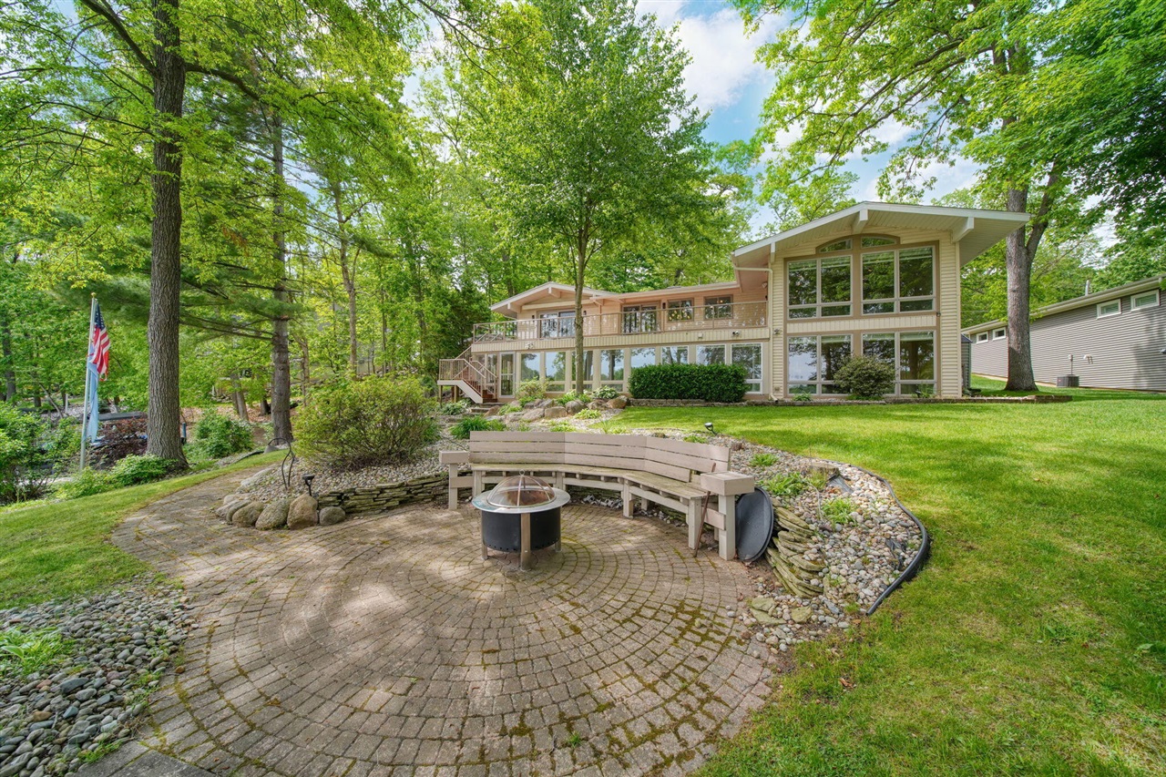 11901 Killarny Circle Property Photo 4