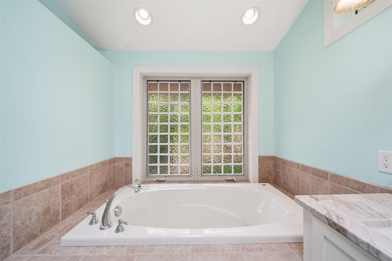 11901 Killarny Circle Property Photo 42