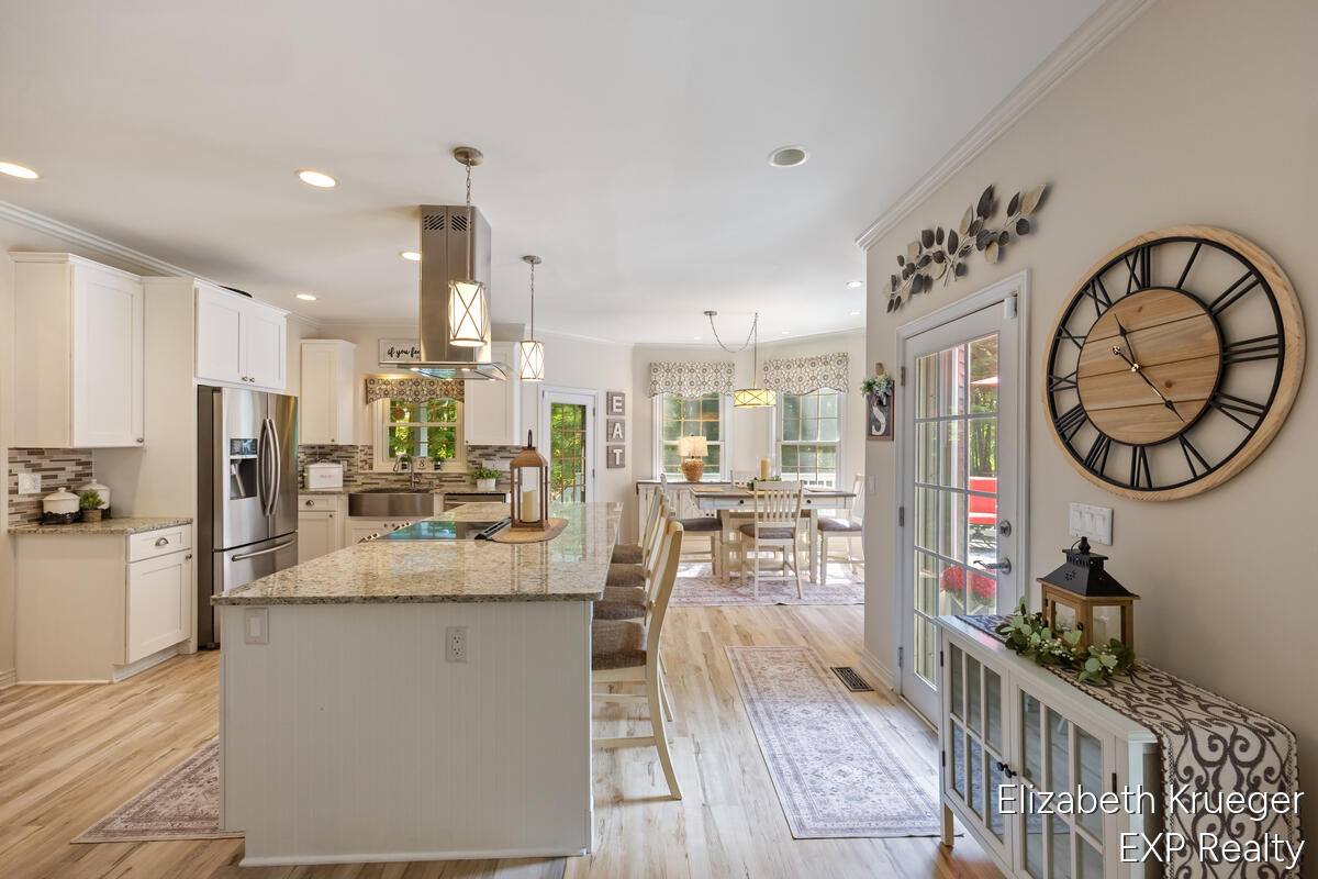 8350 Winterforest Drive Property Photo 18
