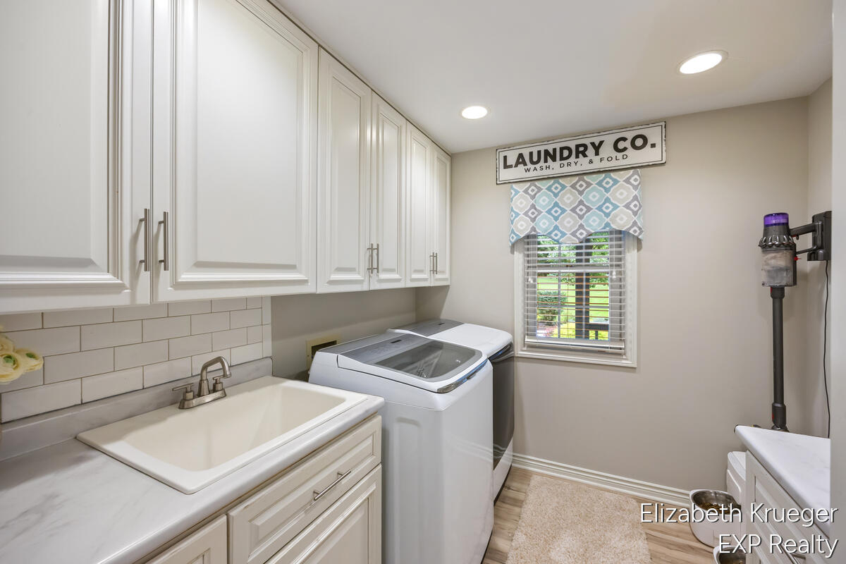 8350 Winterforest Drive Property Photo 31