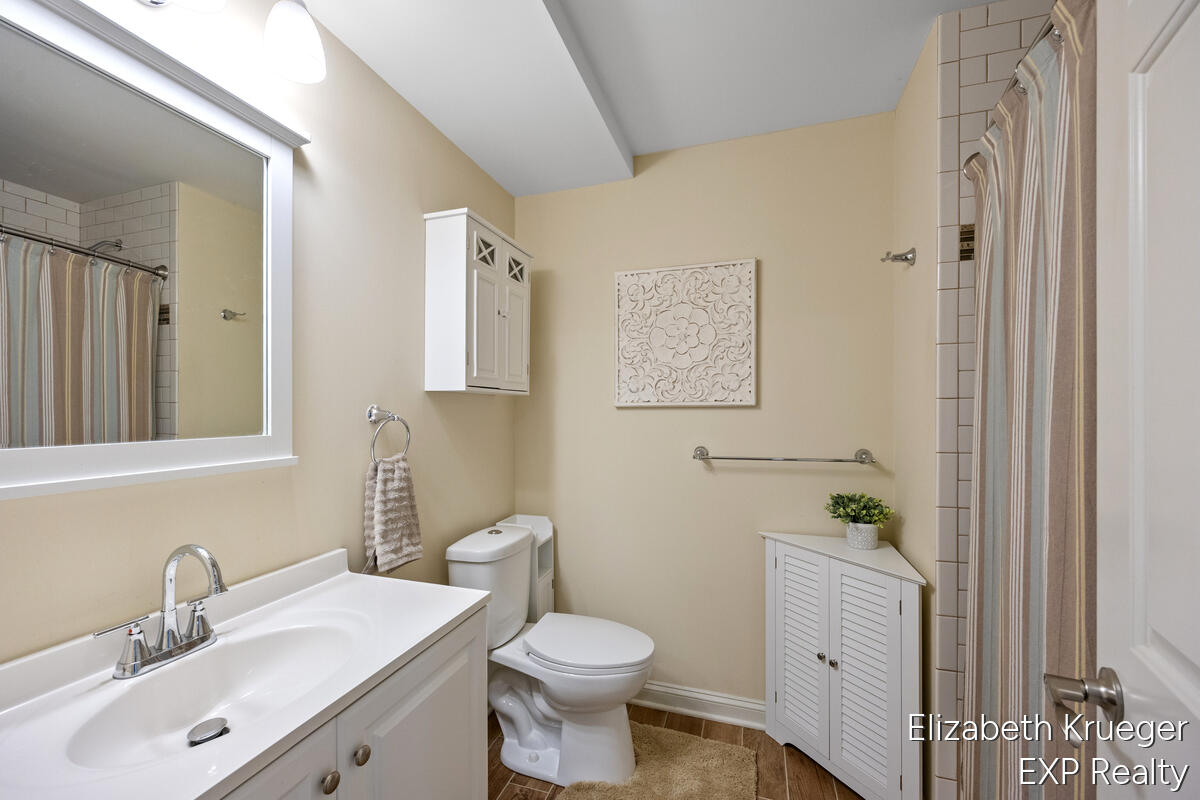 8350 Winterforest Drive Property Photo 44