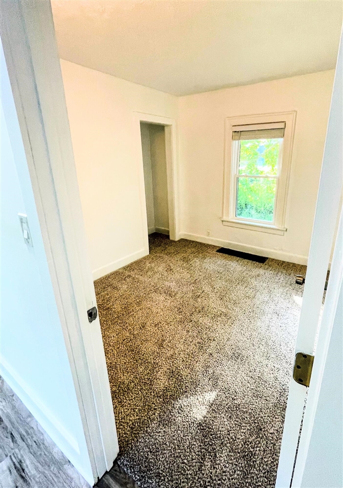 1146 Coolidge Avenue Property Photo 9