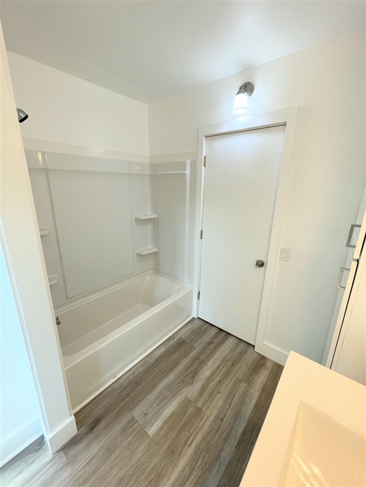 1146 Coolidge Avenue Property Photo 11