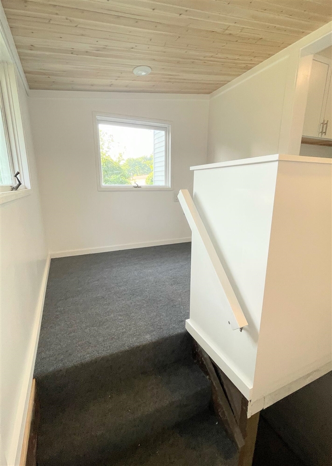 1146 Coolidge Avenue Property Photo 12