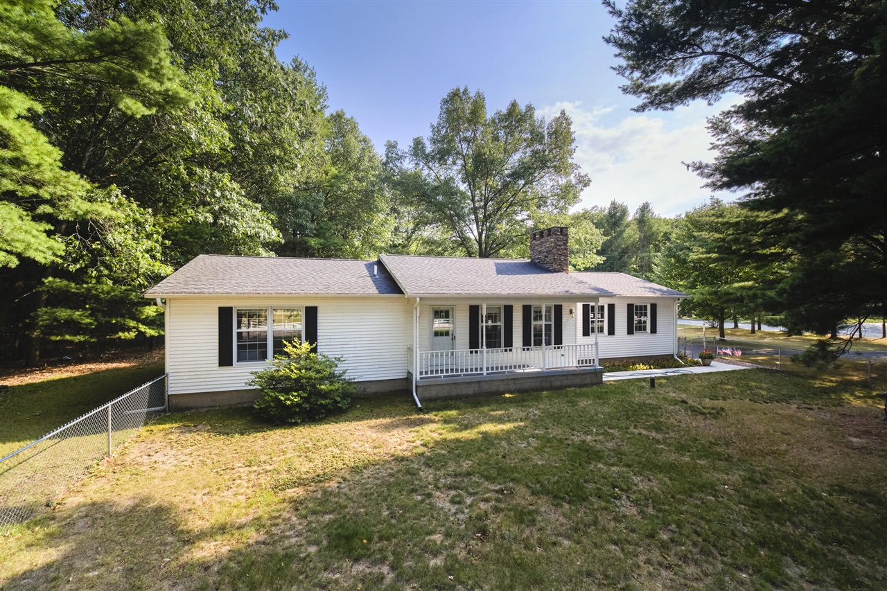 2615 Hill Road Property Photo 2
