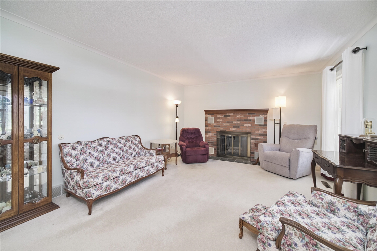 2615 Hill Road Property Photo 8
