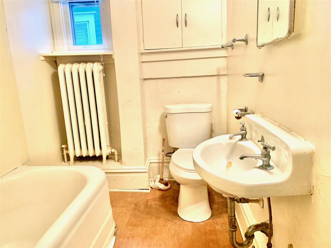 117 W Dutton Street Property Photo 7