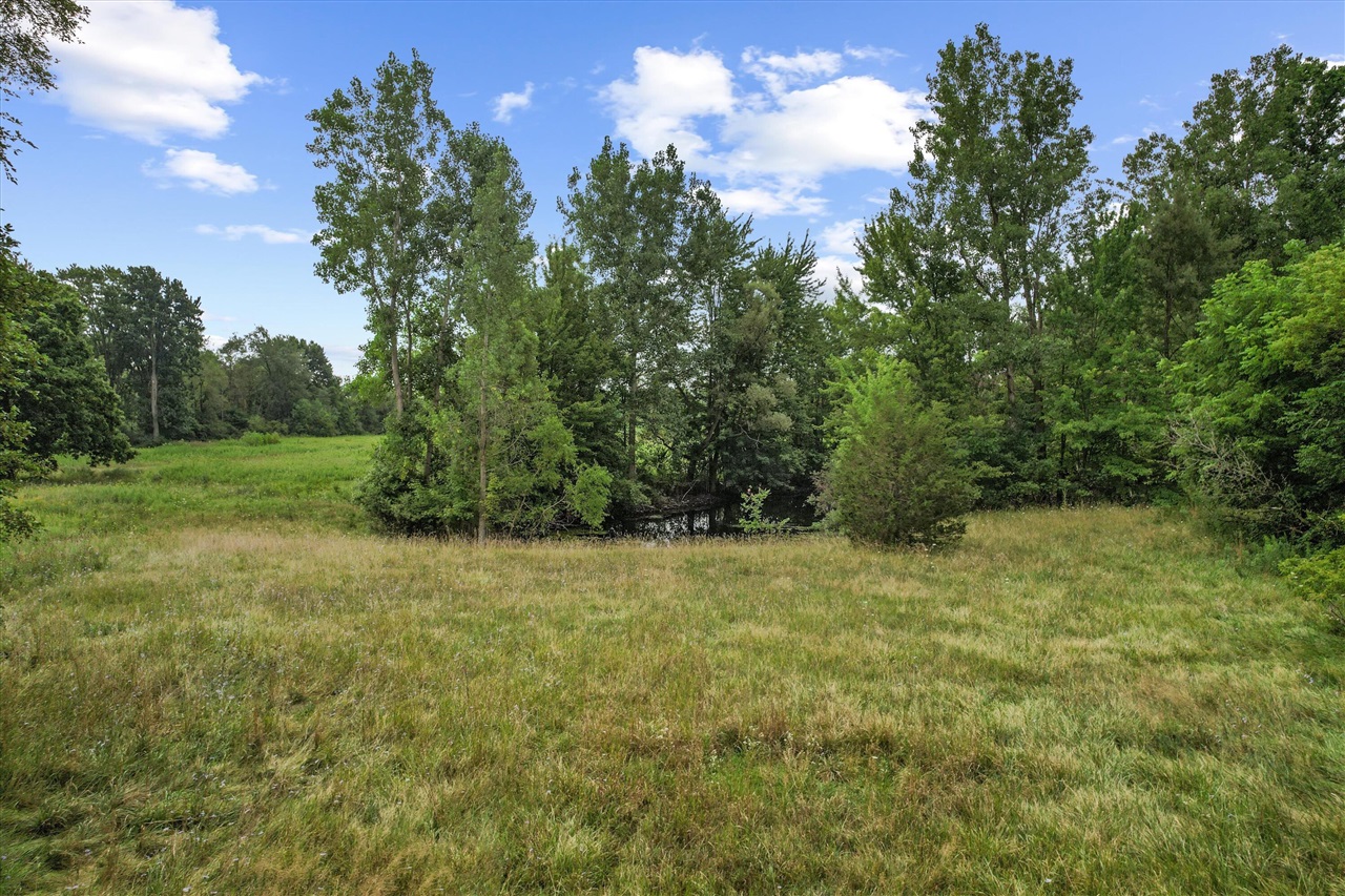 58113 Pontiac Trail Property Photo 14