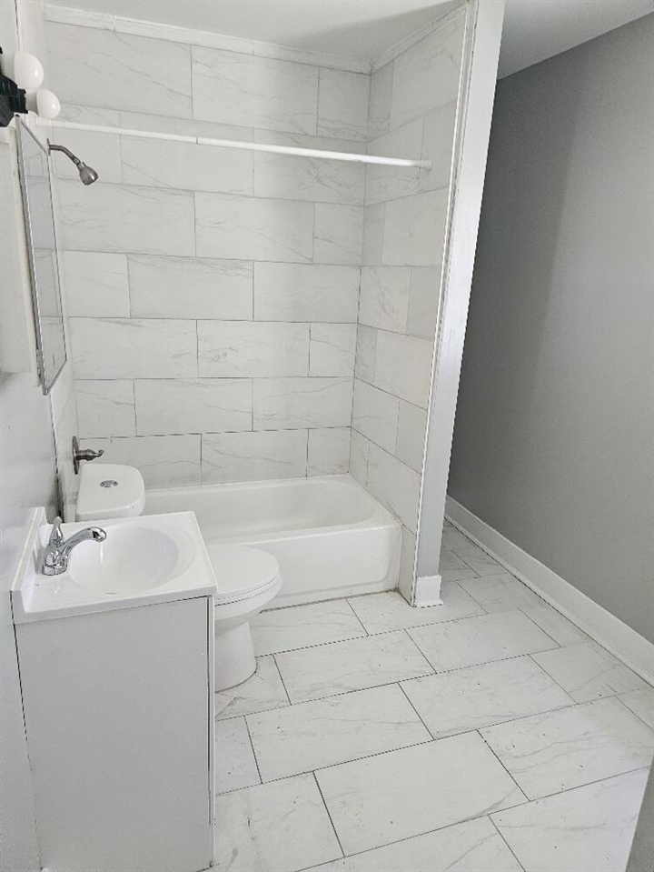 7733 E Forest Avenue Property Photo 8