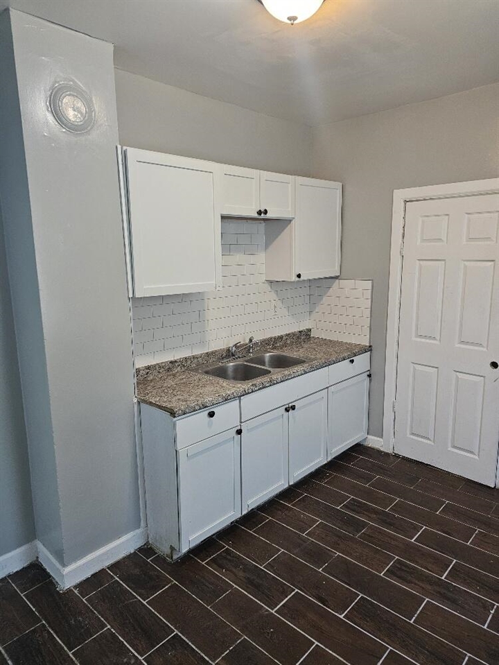 7733 E Forest Avenue Property Photo 10