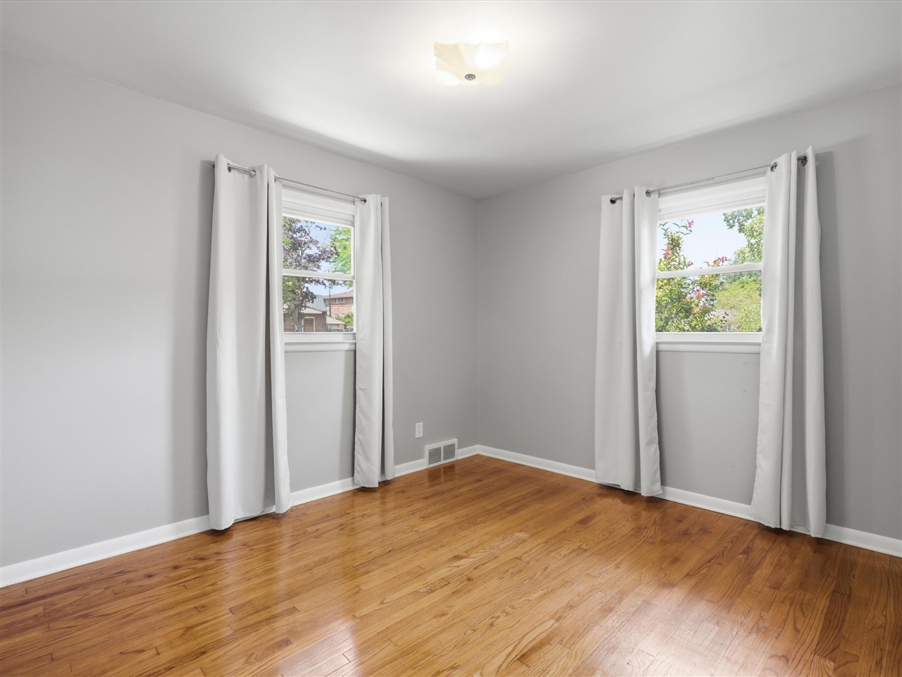 1181 Kay Parkway Property Photo 14