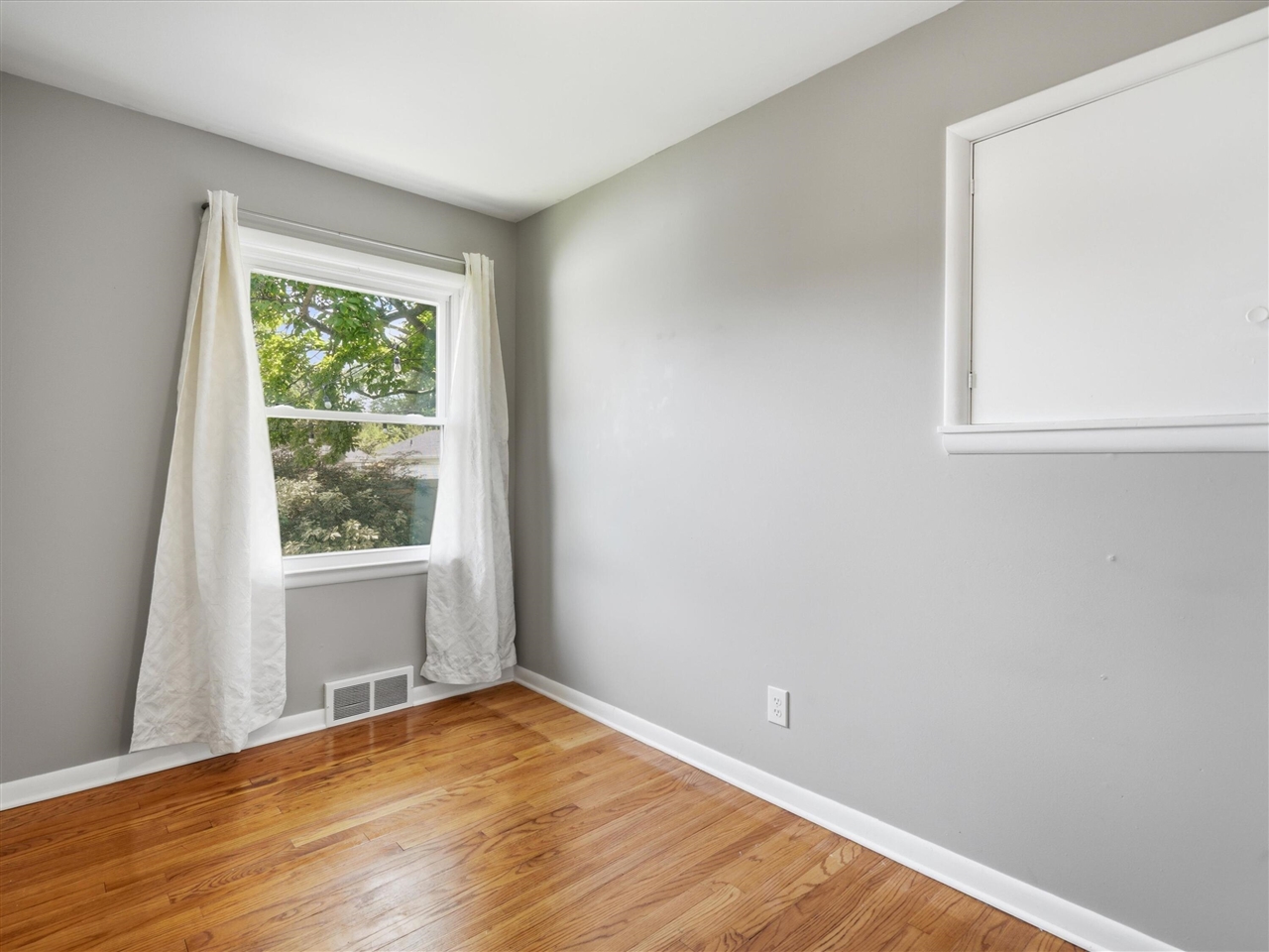 1181 Kay Parkway Property Photo 15