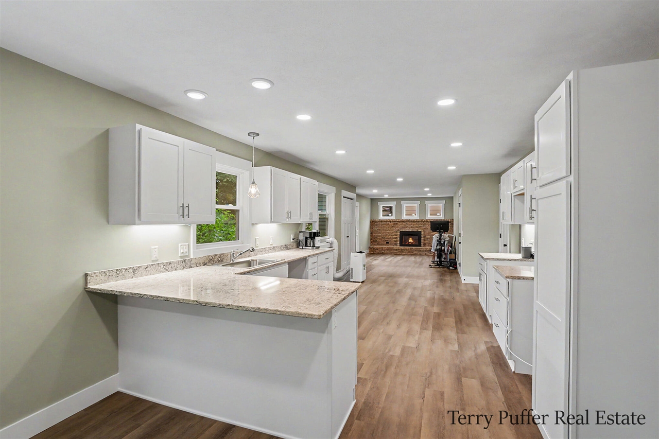 1107 Lancelot Drive Property Photo 11