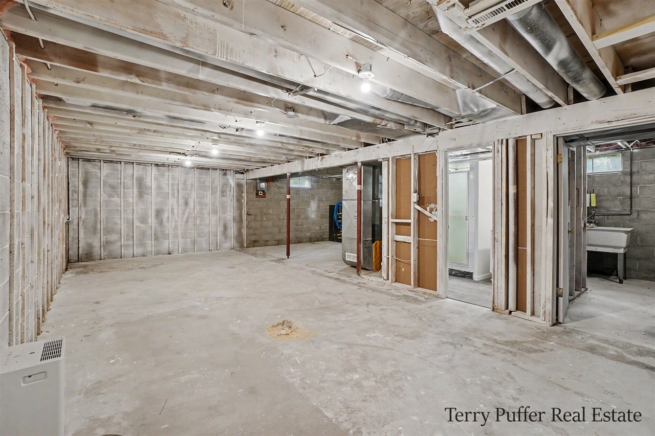 1107 Lancelot Drive Property Photo 25