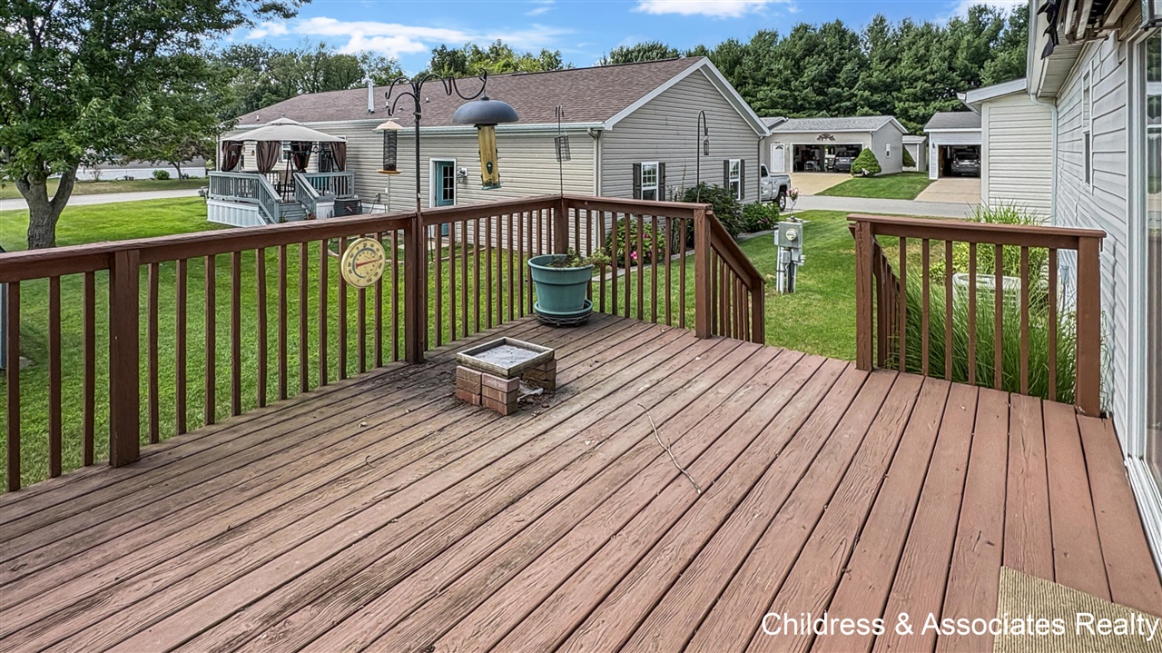 13813 Shamrock Lane Property Photo 13