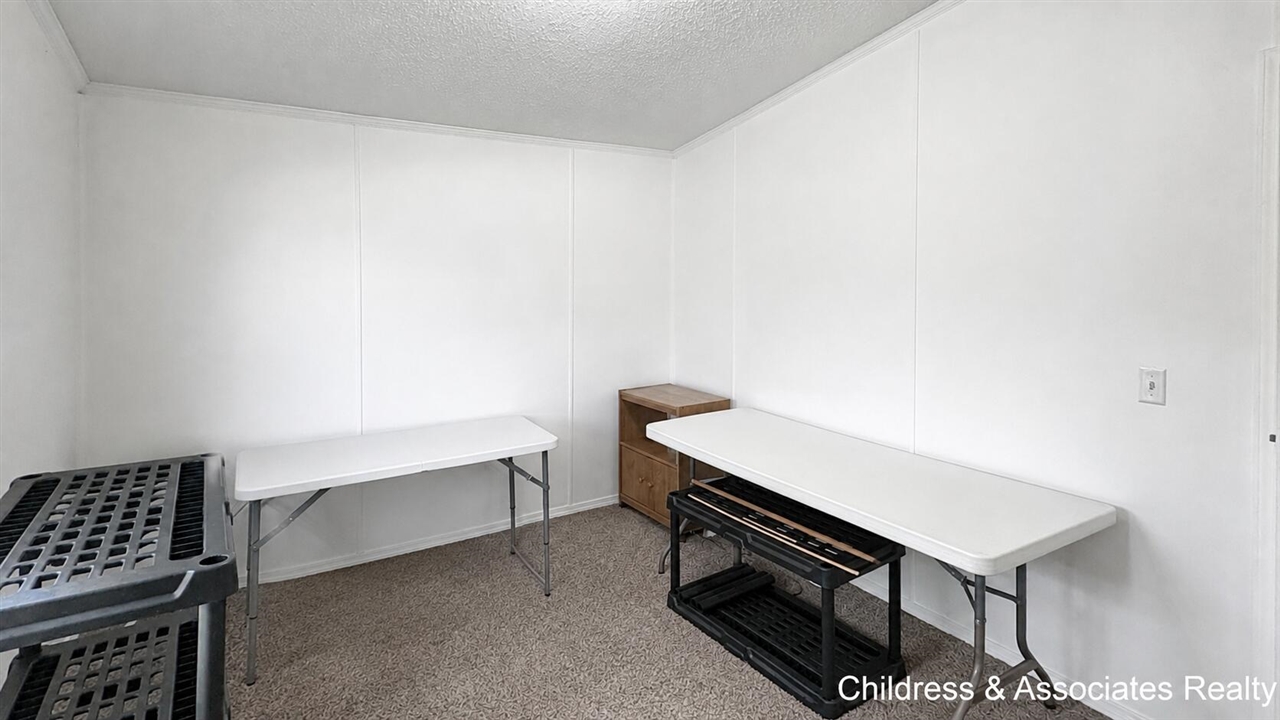 13813 Shamrock Lane Property Photo 19