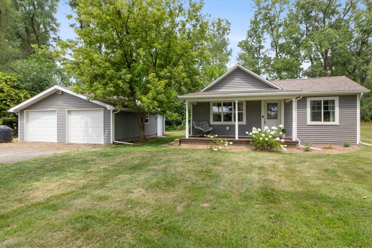 6840 M-52 Property Photo 1