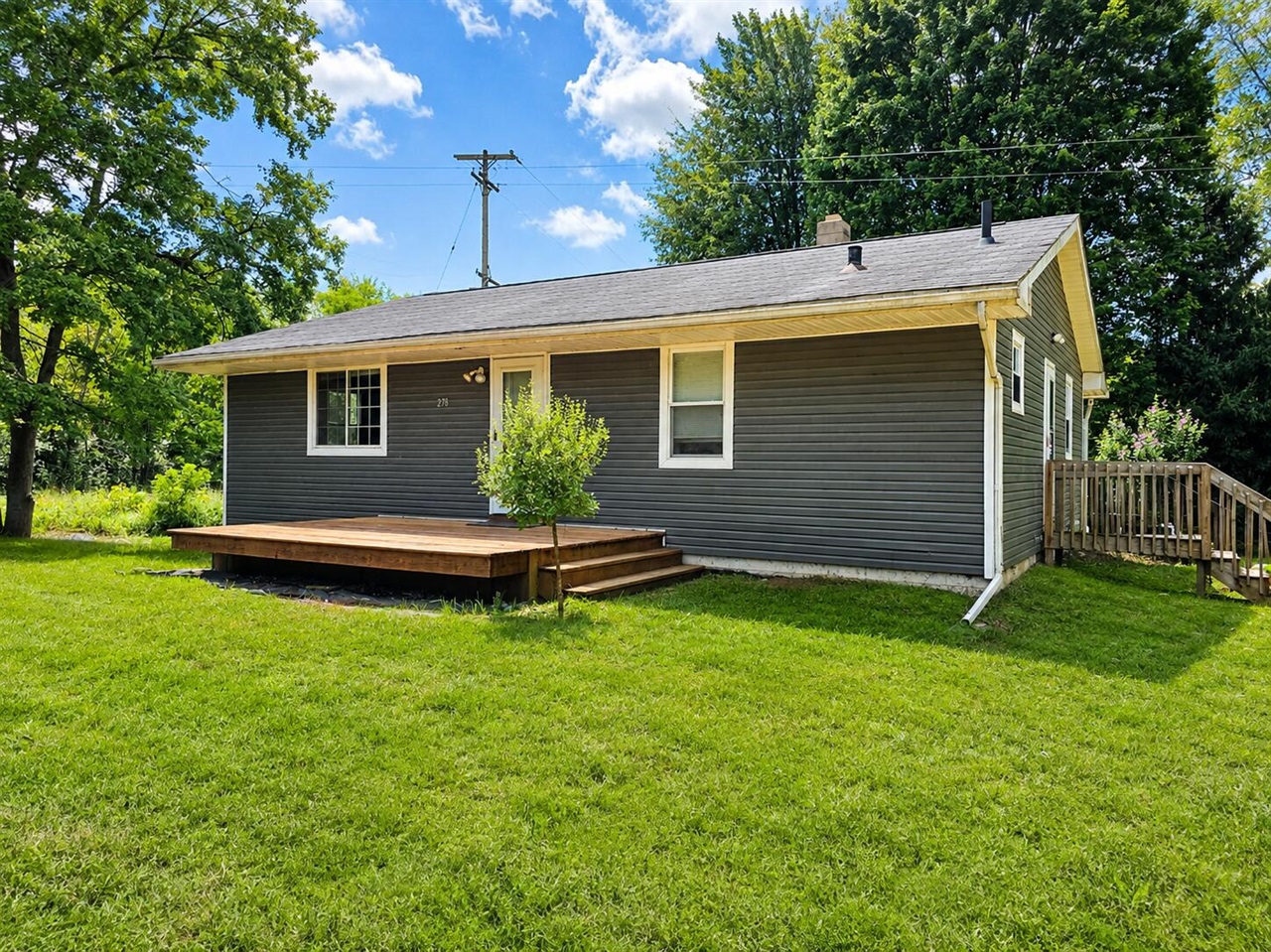 6278 Brooklyn Road Property Photo 1