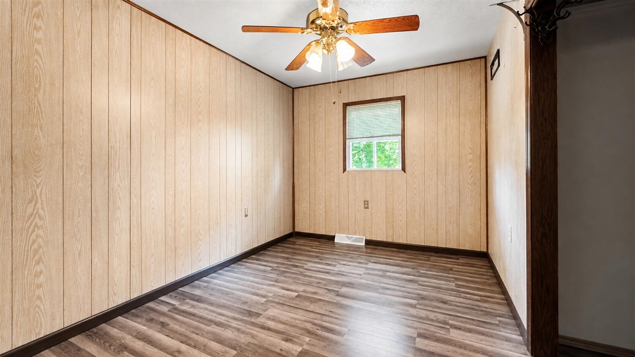 6278 Brooklyn Road Property Photo 11