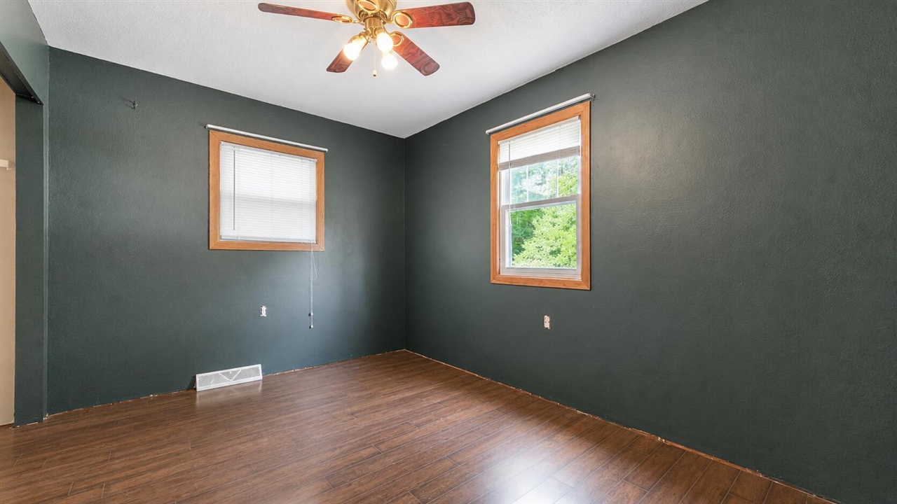 6278 Brooklyn Road Property Photo 12